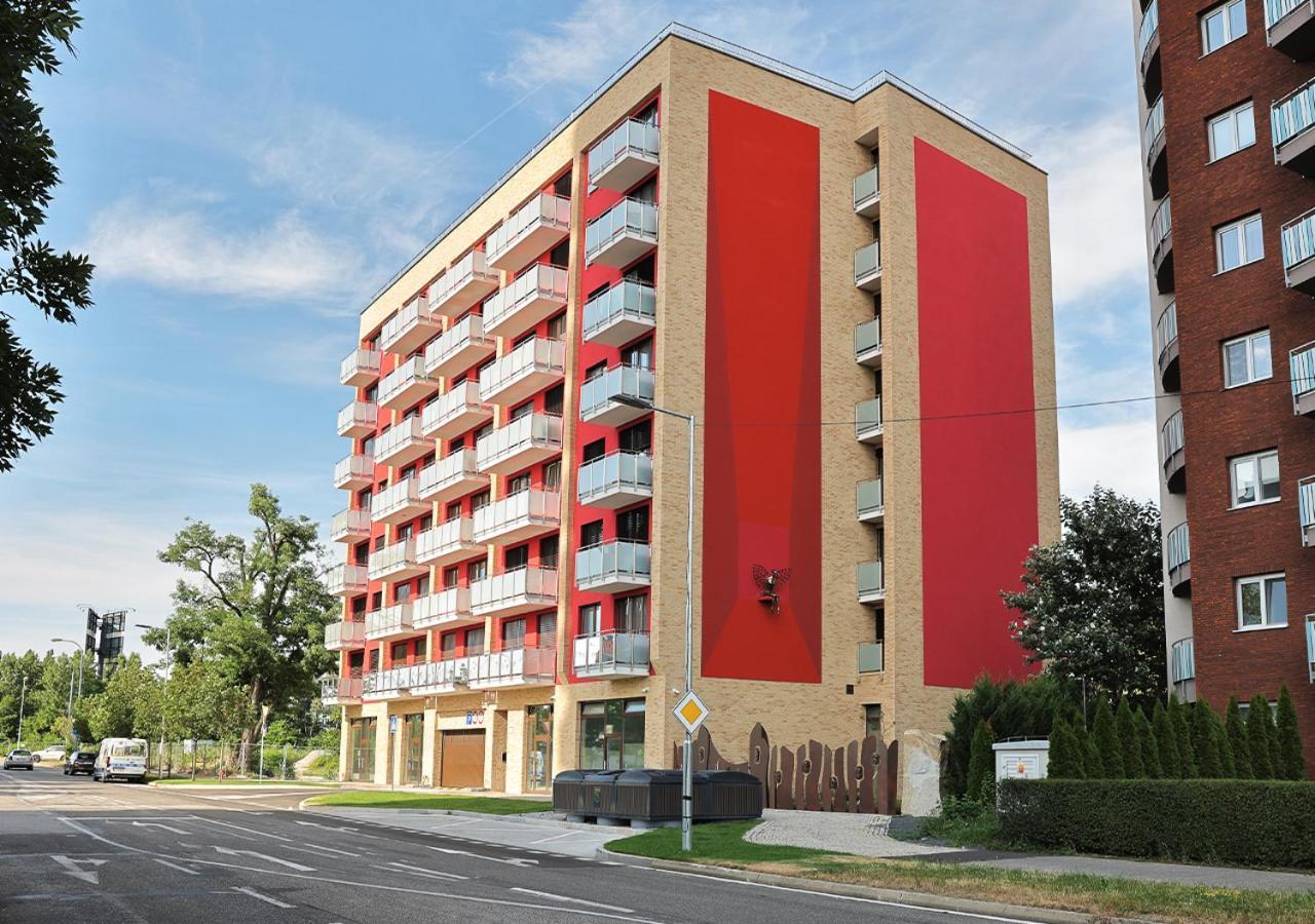 New Cozy 2 Room Pink Apartment Bratislava 058 Exterior foto
